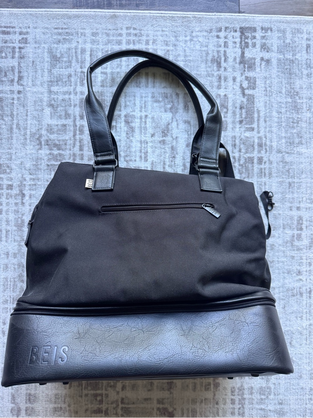 BEIS mini weekender